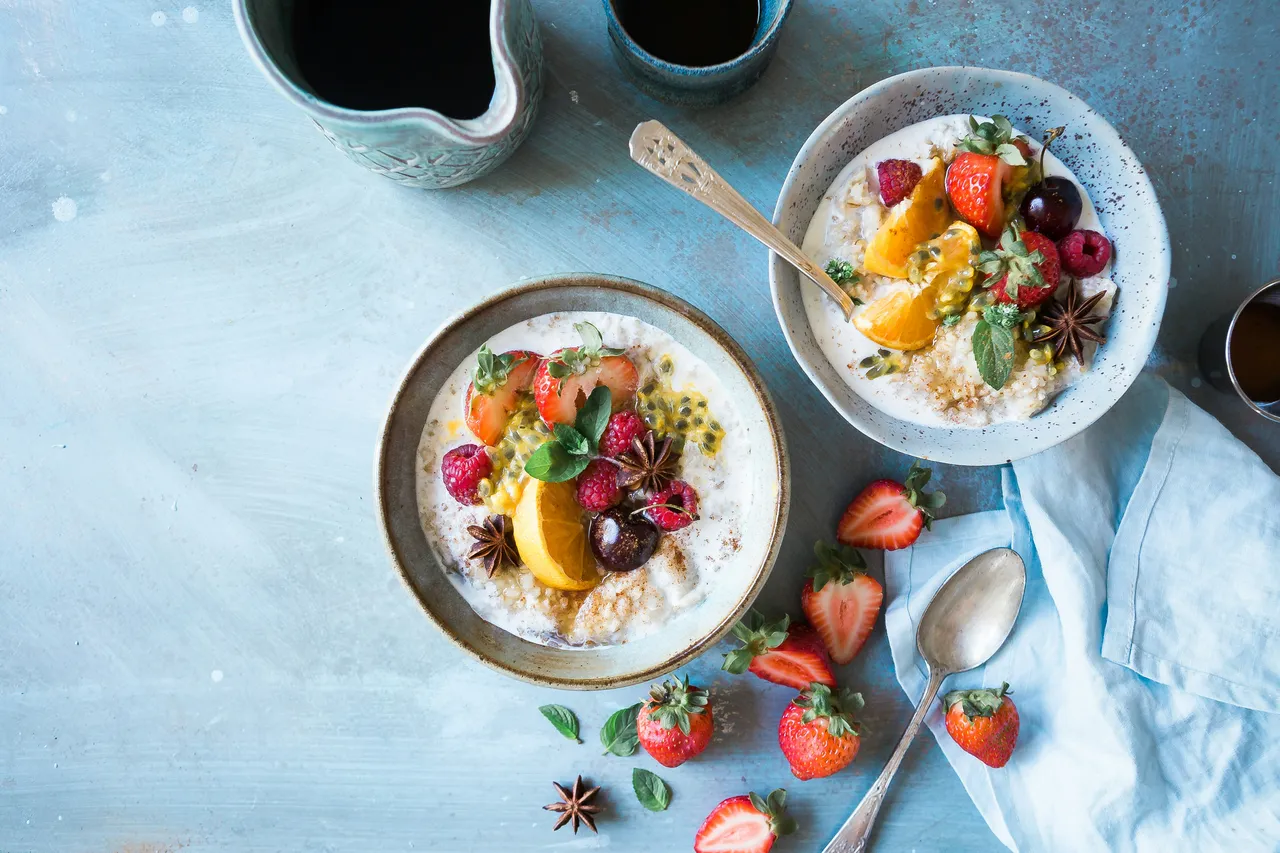 Colazione anti-gonfiore: la combinazione ideale per iniziare giugno senza pesantezza Colazione anti-gonfiore: la combinazione ideale per iniziare giugno senza pesantezza