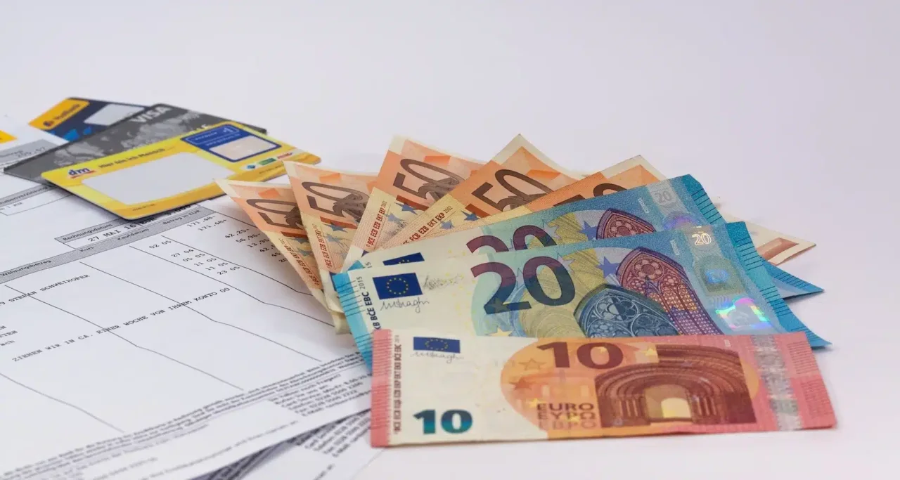 Conto bancario sopra i 10.000 €: le nuove regole e le conseguenze Conto bancario sopra i 10.000 €: le nuove regole e le conseguenze